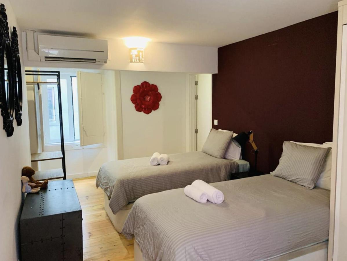 Chiado/Bairro Alto 2 Bedroom Apartment Lisbon Bagian luar foto